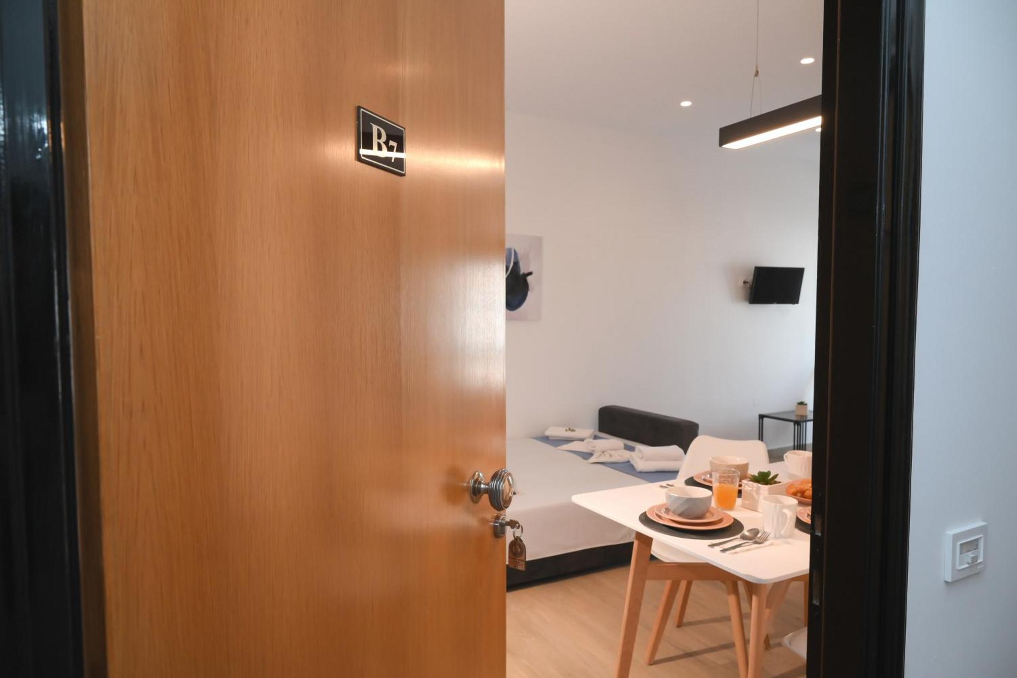 Economic Studios In Crete 伊拉克利翁 外观 照片